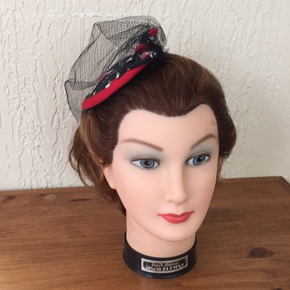 Retro tattoo print fascinator - Picture 4 of 6